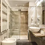 River Luxury Roma