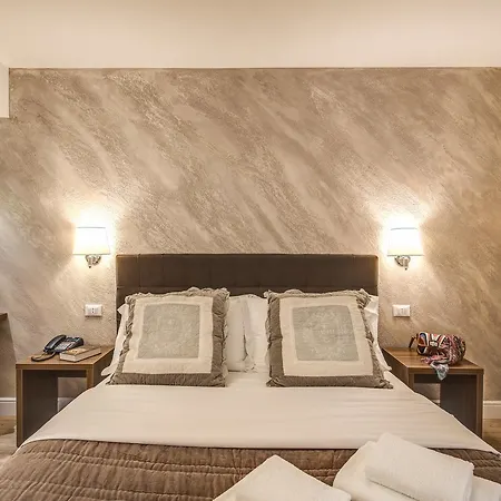 River Luxury Roma