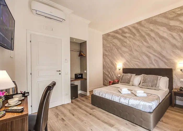 River Luxury Guest house 4*